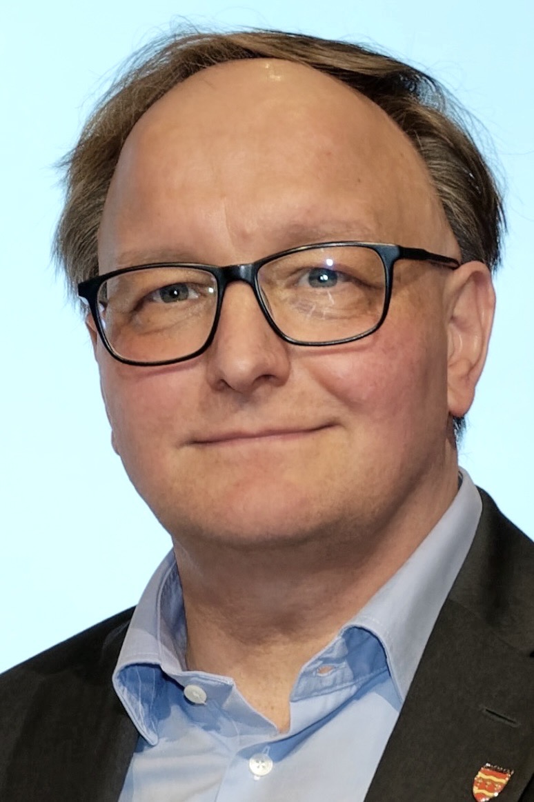 Dr. Tobias Lehberg